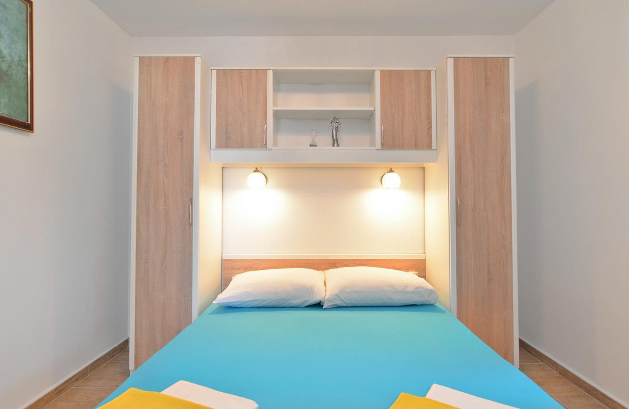 Apartments Volf 1405 Peroj Bagian luar foto
